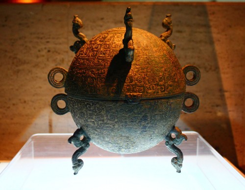 Bronze dui vessel