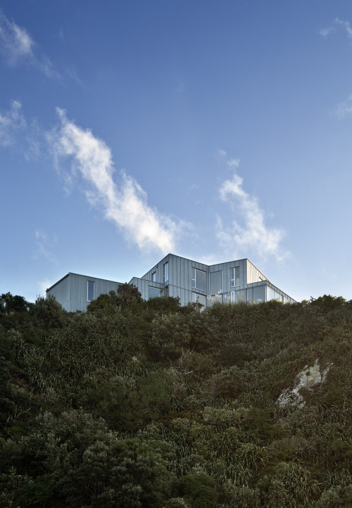 Cook Strait House / Tennent + Brown Architects | ArchDaily